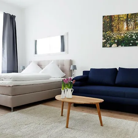 Blisse By Rockchair L Superhost Status L 5 Schlafzimmer 3 Baeder 3 Balkone L Family & Business Flair Welcomes You! * Berlin